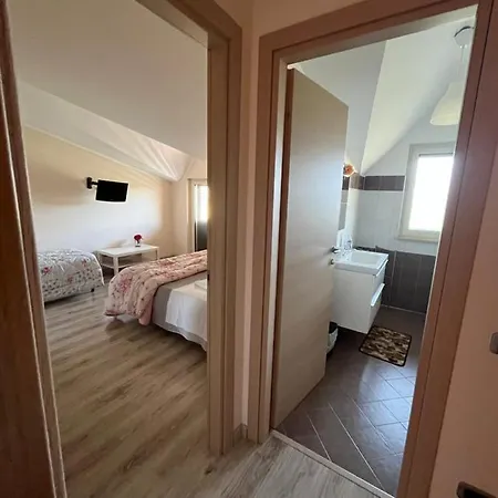 Alojamento de Acomodação e Pequeno-almoço Le Gatte 3*