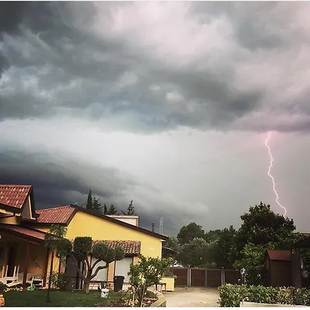 Le Gatte Alojamento de Acomodação e Pequeno-almoço Eboli