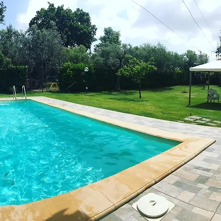 Le Gatte לינה וארוחת בוקר 3*