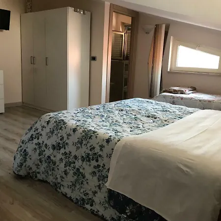 Le Gatte לינה וארוחת בוקר אבולי